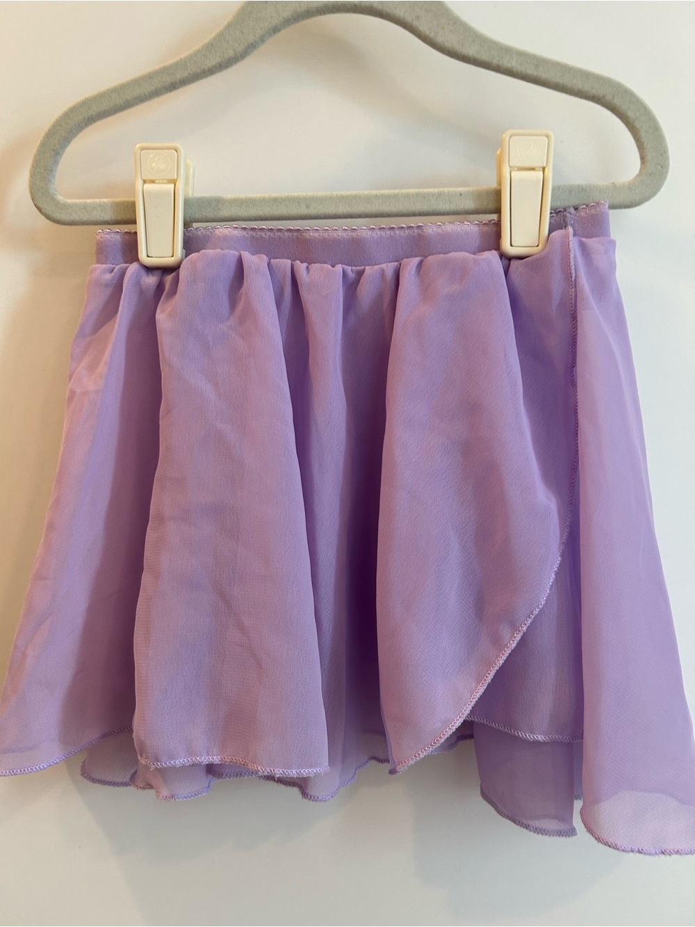 Lilac Chiffon Girl’s Dance Skirt - 130 (7/8) - Picture 2 of 5
